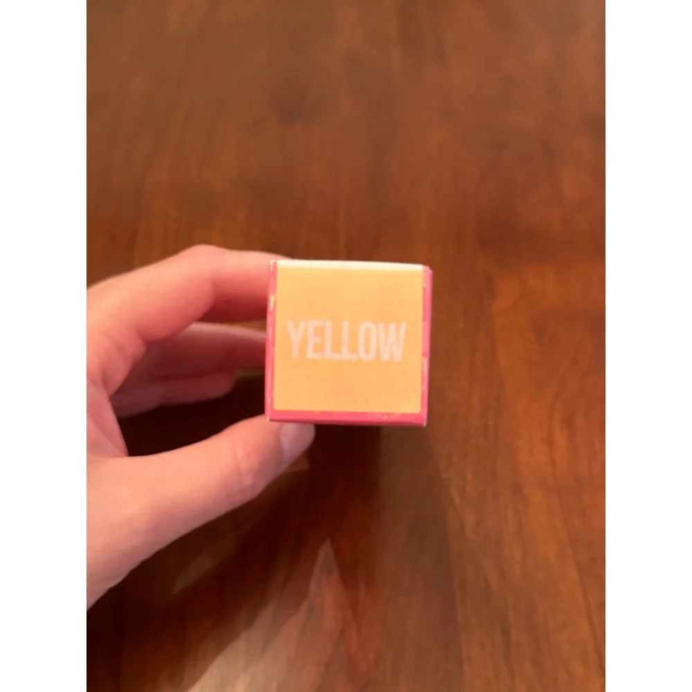 Jeffree Star Magic Candy Liquid Color Corrector in color “Yellow”